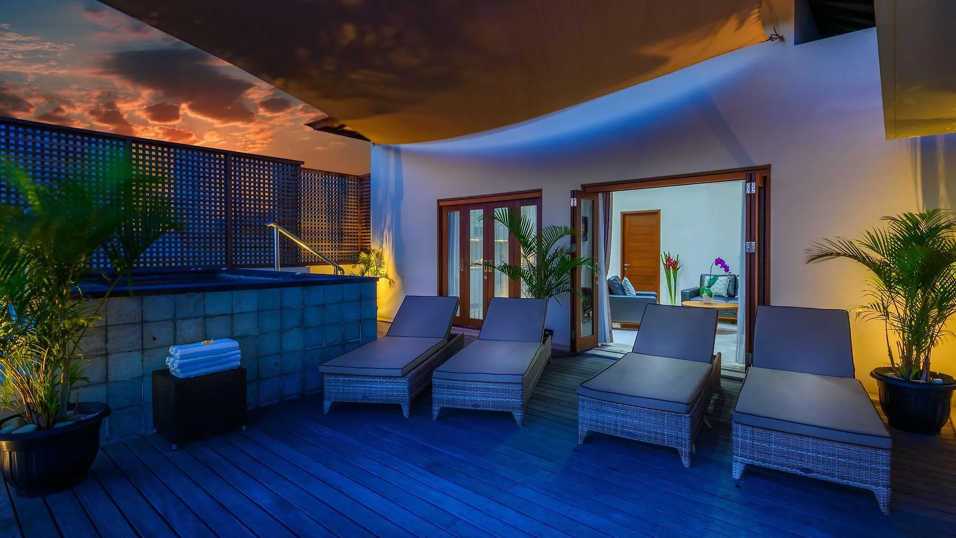 Agung Putra Hotel & Apartment Kuta  2*, Kuta (Bali)